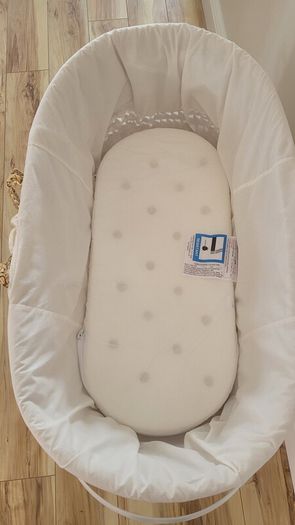 Moses basket and mattress