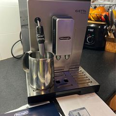 De'Longhi Eletta Plus fully automatic bean-to-cup coffee machine. Lucan 22