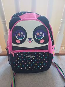 school bag , Smiggles