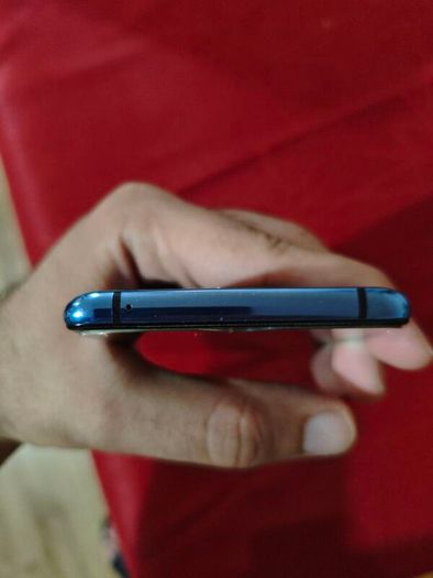 OnePlus 7T with original box and Charger