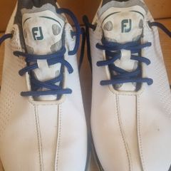 Kids golf shoes size 3