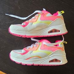 Sketchers UK2 - 35