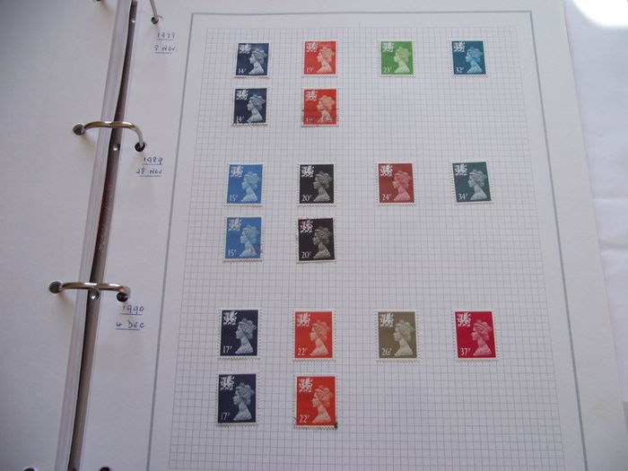 A valuable comprehensive collection of Elizabeth II stamps, hinged in the album (1952-2000)