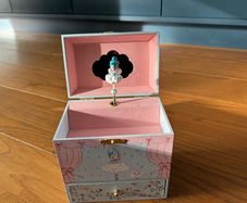 Musical Girls Jewellery Box