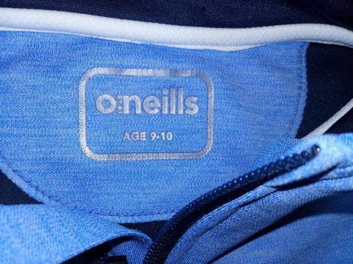 Dublin GAA O'Neills 1/4 Zipp Top Size Age 9/10years