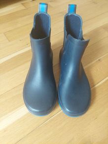 Girl's or boy's wellies