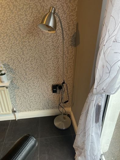 celing lights x 2 .1  x reading lamp