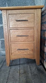 1 Bedside locker