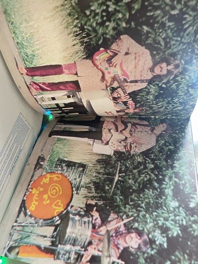 The Beatles - Magical Mystery Tour (1976)