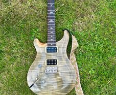 left handed PRS se Custom 24 Trampus green
