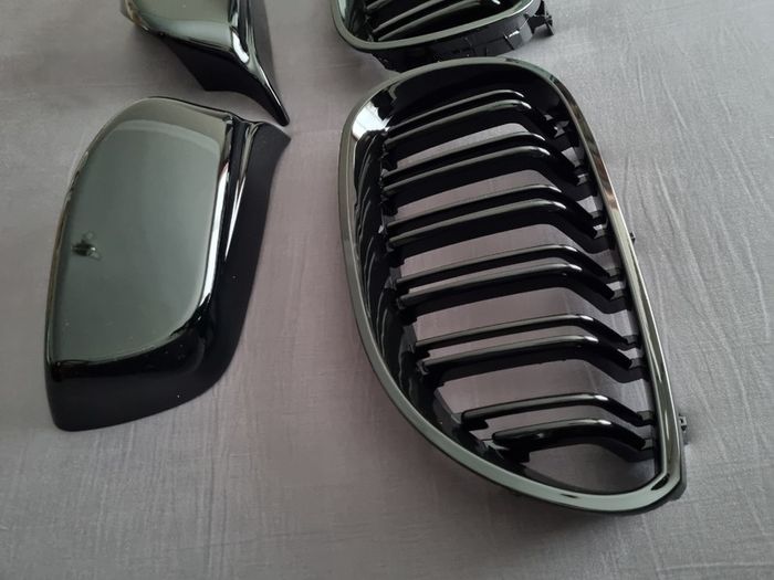 BMW 5 Series E60 E61 Kidney Grilles & Mirror Covers Set Brand New