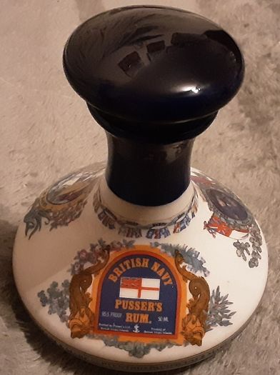 pusser rum decanter