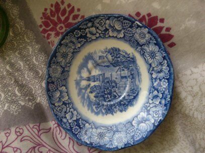 mixed lot of nice  plates for sale can be sold each of lot .
