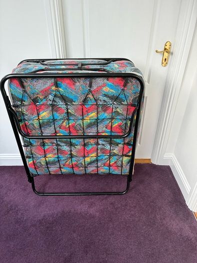 Foldable Guest Bed