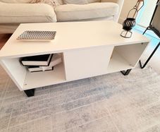 Selling - Coffee table and Sofa