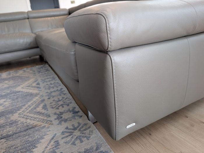 Natuzzi Editions leather corner sofa