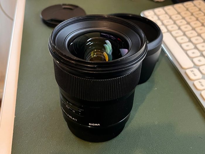 Sigma 24mm f/1.4 DG HSM Art Lens