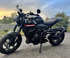 Triumph trident 660