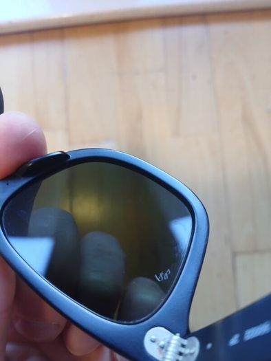 rayban classic rayban broken lens
