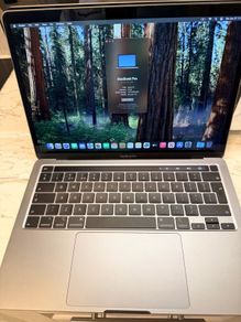 Apple MacBook Pro 13 - M1, 16gb RAM, 1TB SSD
