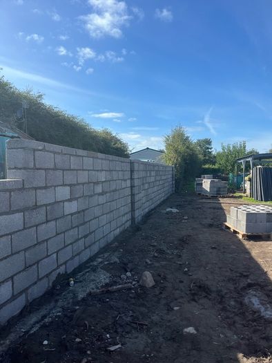 Bricklayer/Blocklayer