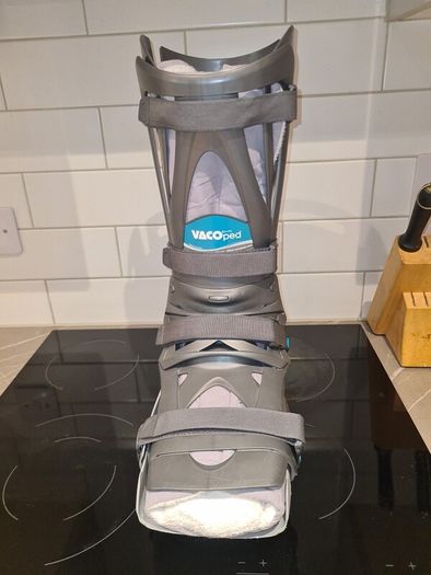 orthopaedic boot