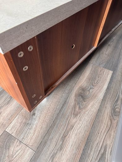 Tv unit