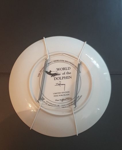 Franklin Mint Limited Edition Fine Porcelain Decorative Plate