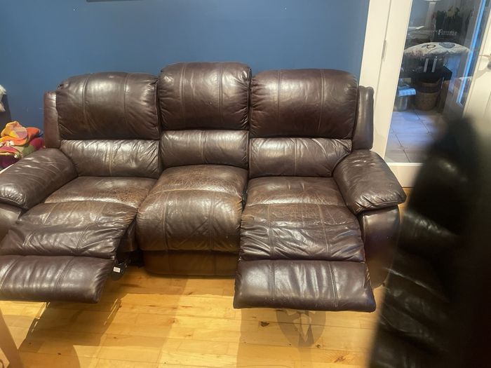 2 and 3 seater brown leather couches for sale