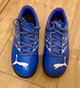 kids soccer boots