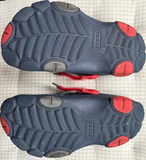 crocs sandals J3