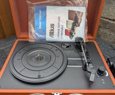 Record Player Please Read Below