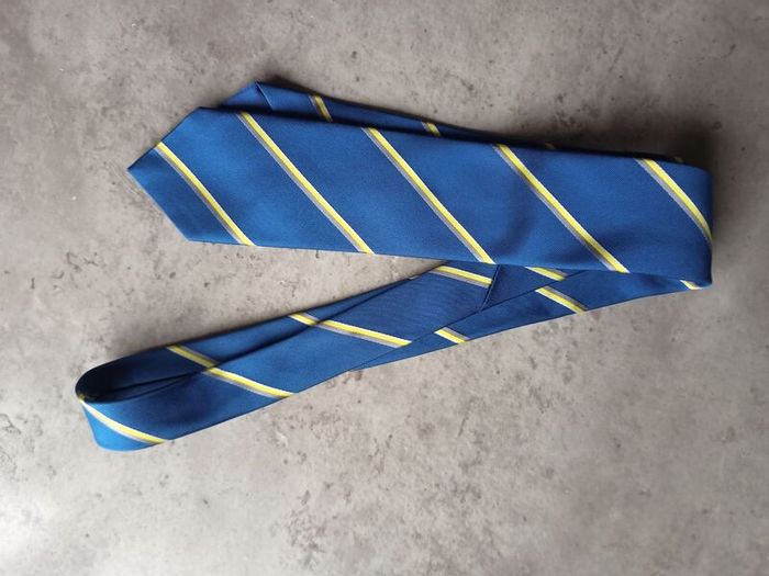 school uniform at MacDara's CC