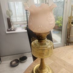 Victorian duplex oil lamp. working .