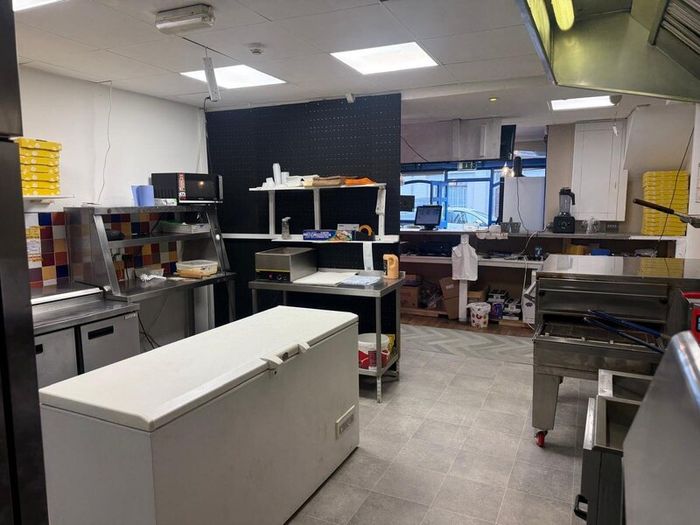 Takeaway restaurant Frinchise for sale