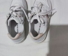 Tommy Hilfiger Girls white trainers