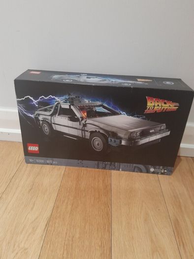 Lego  Delorean