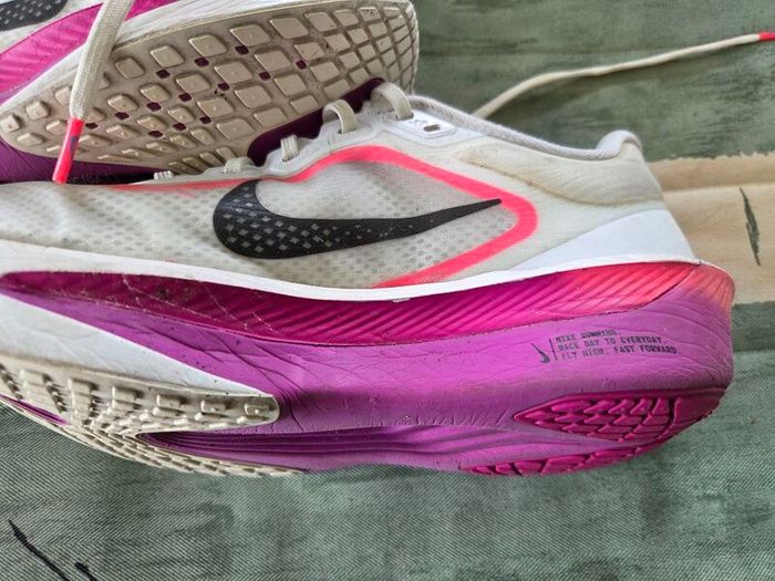 Nike Zoom Fly 6 Women Trainers Runners Size 7.5UK