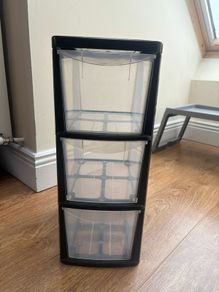 ALDI Small plastic containers