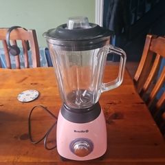 Ice crusher/ mixer