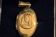 14ct Gold Virgin Mary Locket