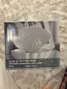 Clam glitter pearl led colour changing lamp