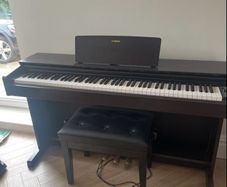 Yamaha piano