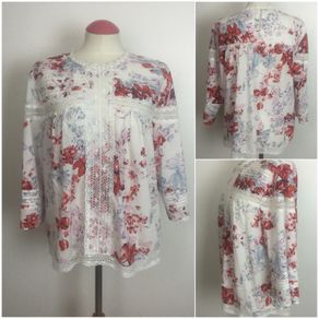 M&S Ivory red & blue floral peasant style top 3/4 sleeve size 20 includes postage