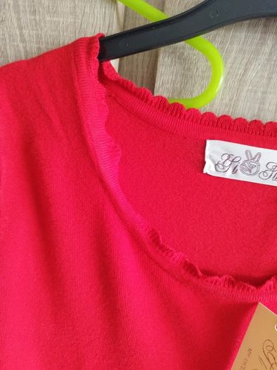 Red knitted short sleeve top fits size SM new