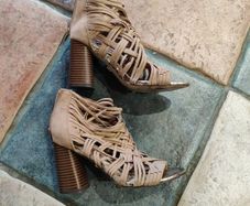 Ladies Shoes