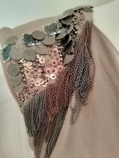 Price Drop Vivir Maxi Dress etc