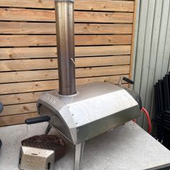 Ooni Karu 12 Multi-Fuel Pizza Oven
