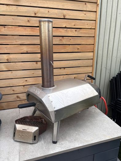 Ooni Karu 12 Multi-Fuel Pizza Oven