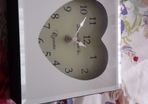 Shabby Chic Clock Heart-shaped Mirror